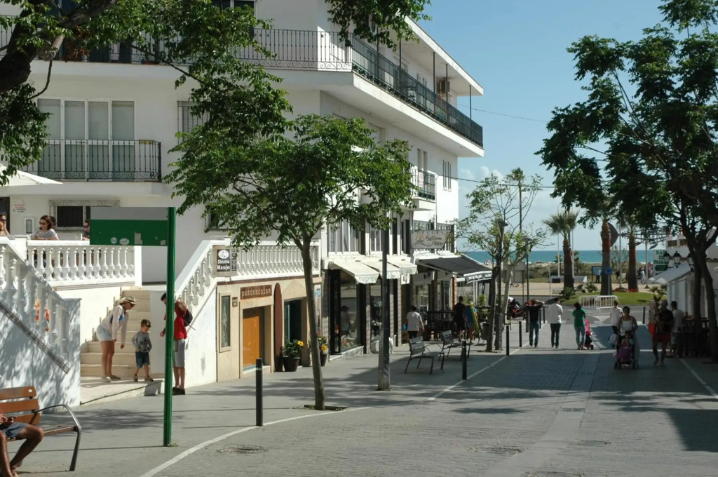 Piso en Conil, 1º linea de playa con Wifi gratis