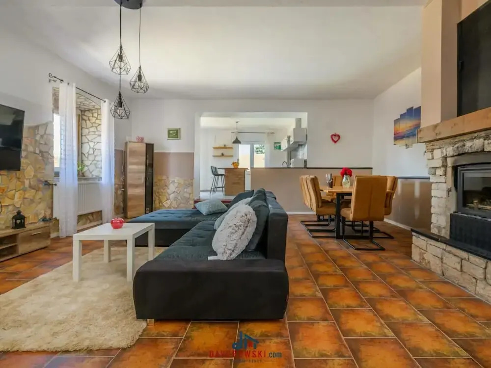Boky Comfortable Holiday Residence