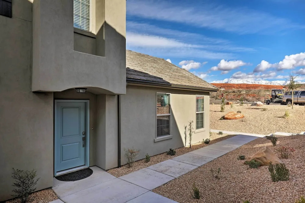 Utah Home w/ Pool Access: Near St George & Zion!