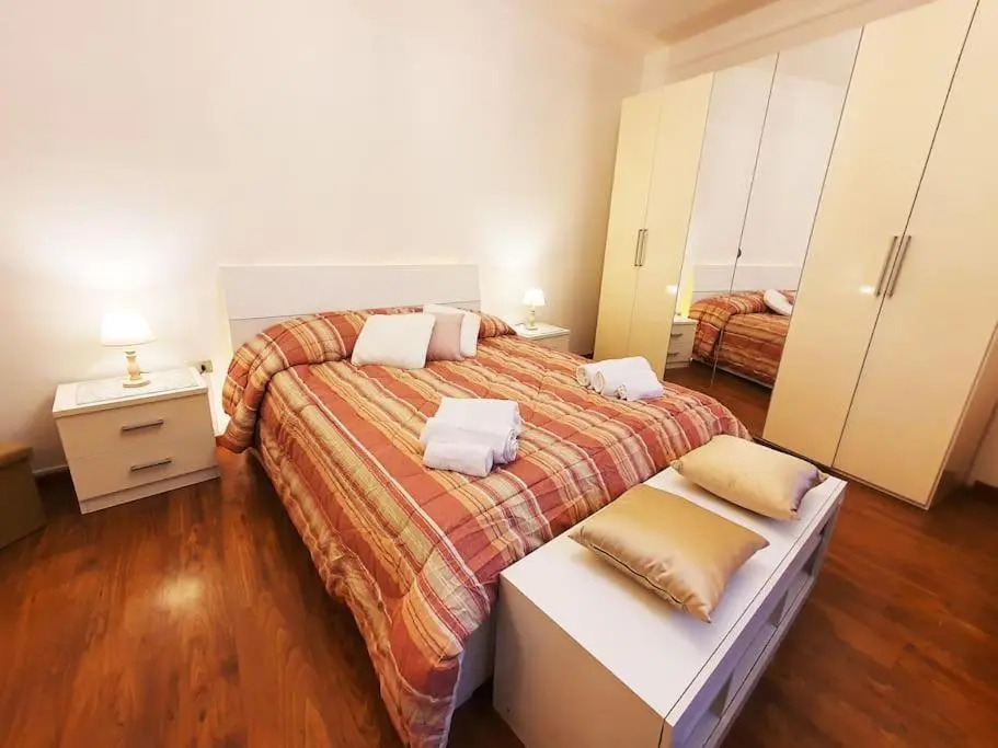 King Como Lake Center 9 posti letto- Grande Terrazza - 2 bagni privati