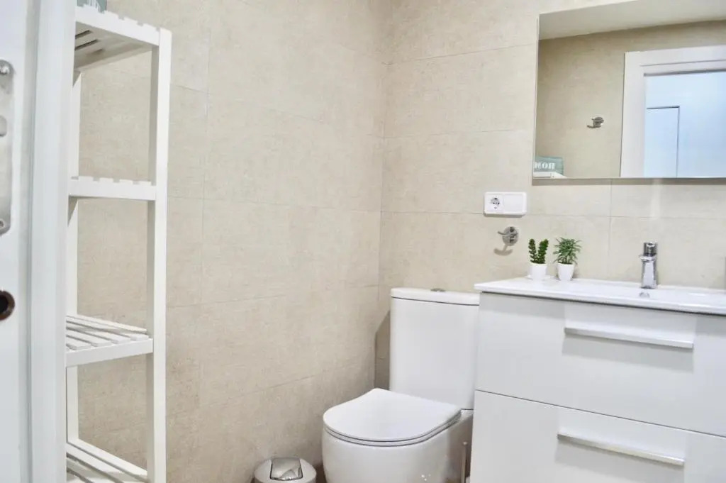 Apartamento Adriana. Céntrico, a 50m de la playa.