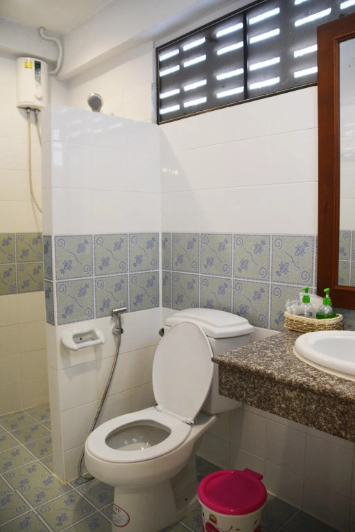 Chang Hostel
