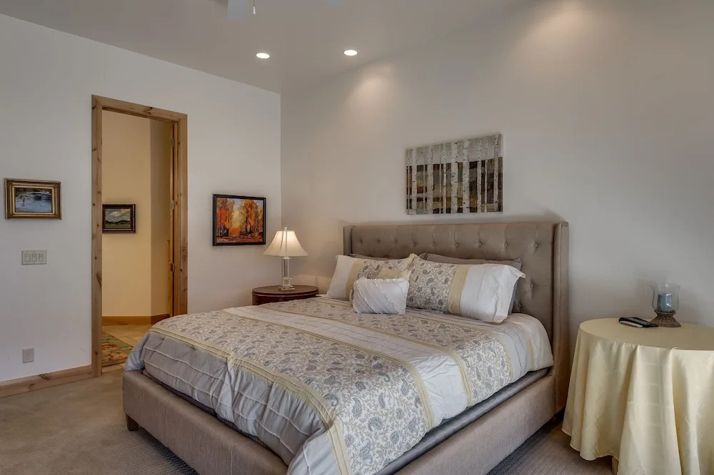 Pointe Of View 3 Bedroom Apts