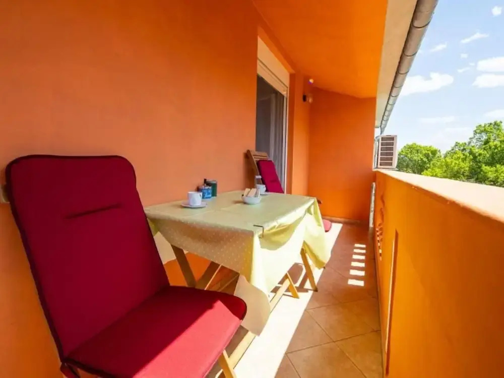2 Persons Apartment in Pasman
