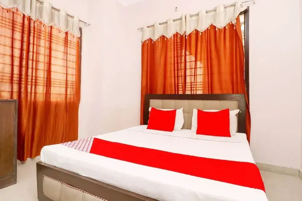 Hotel Shree Om by OYO Rooms