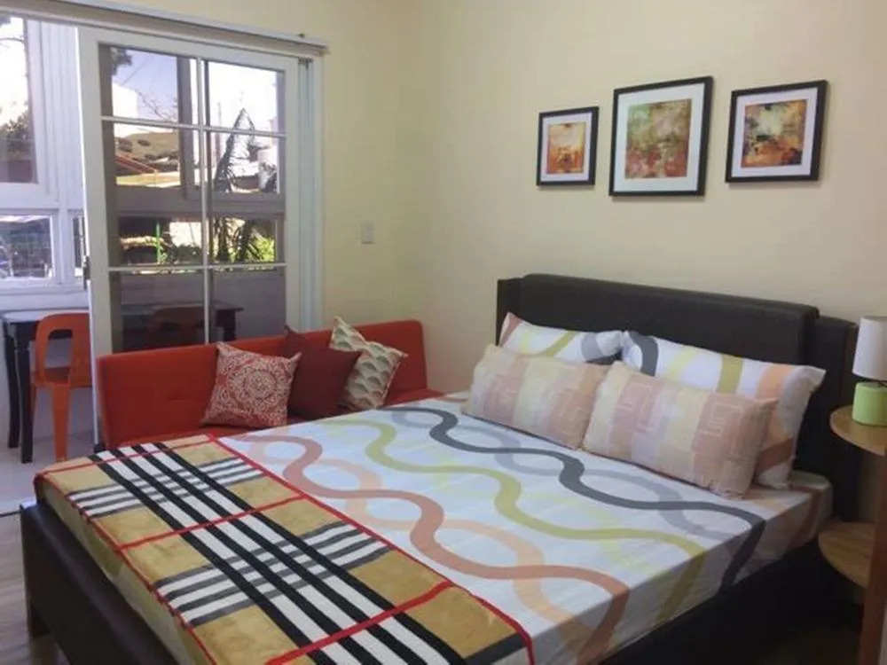 Zone Vill Studio Condo Burnham
