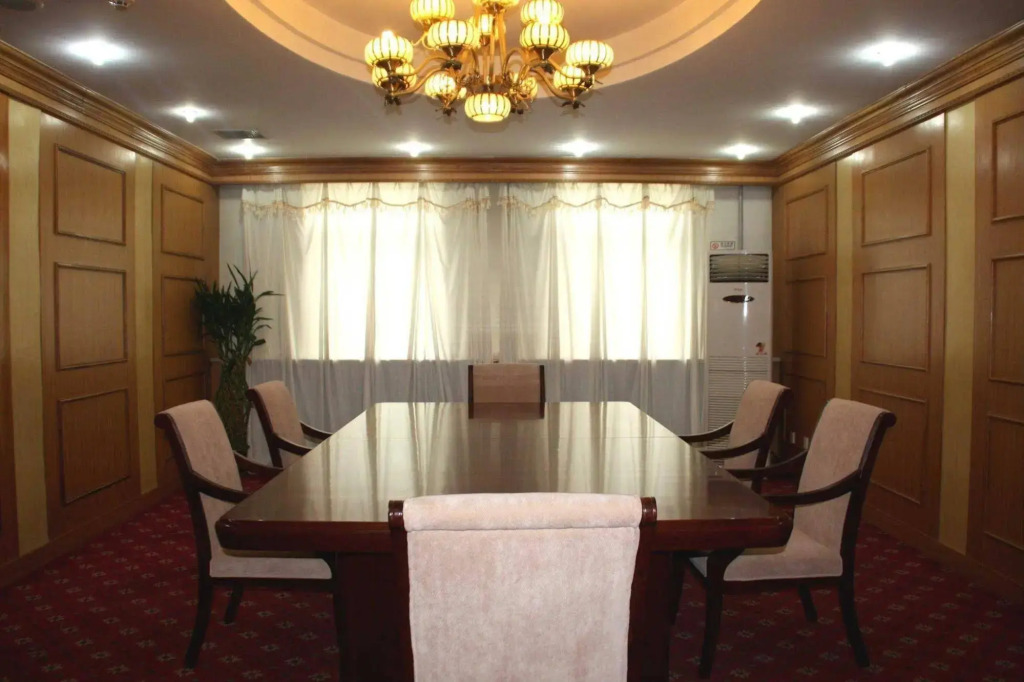 Chaoyang Hotel