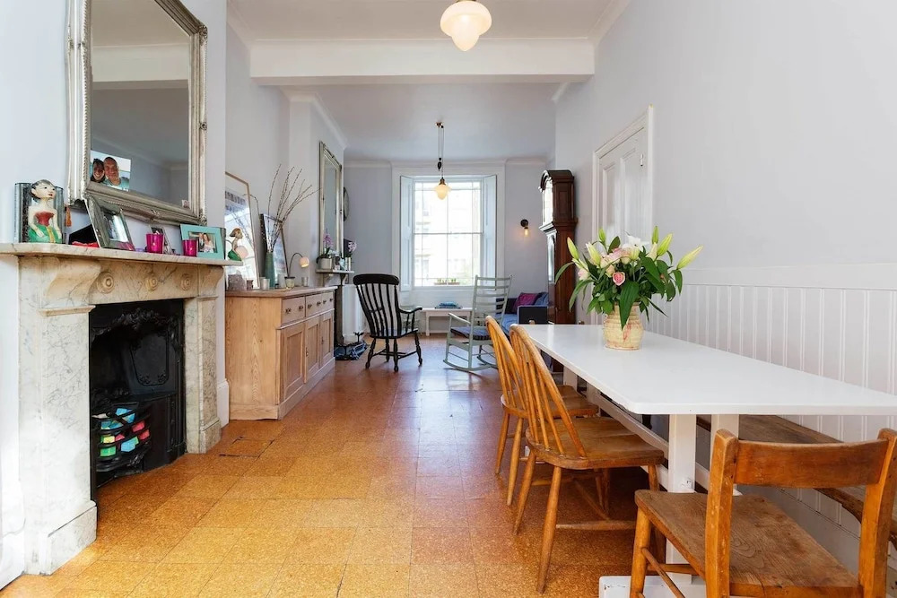 Albert Street Family Home