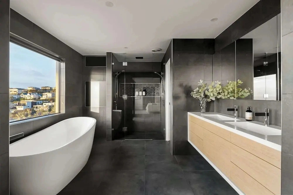 Valora Luxury By The Bay
