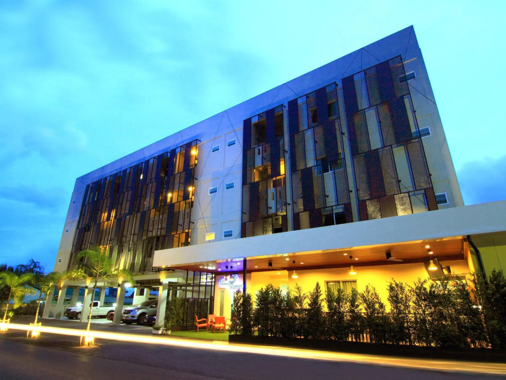 Cool Residence Hotel