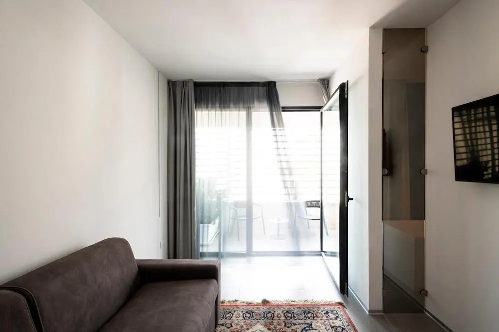 Alkamuri Posh Hotel Spa 105 Suite Superior