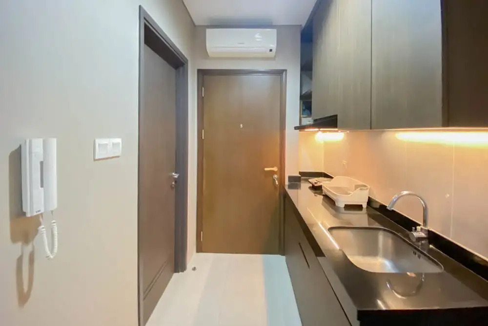 Cozy And Minimalist Studio Room Ciputra International Apartment