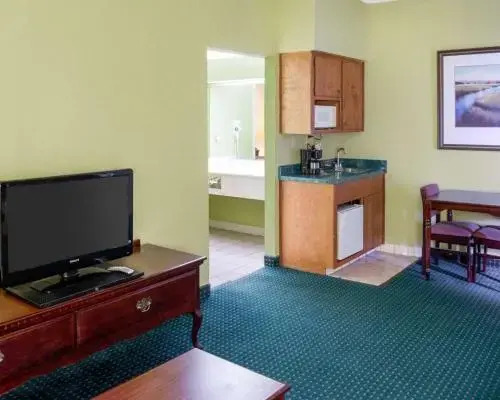 Quality Inn & Suites