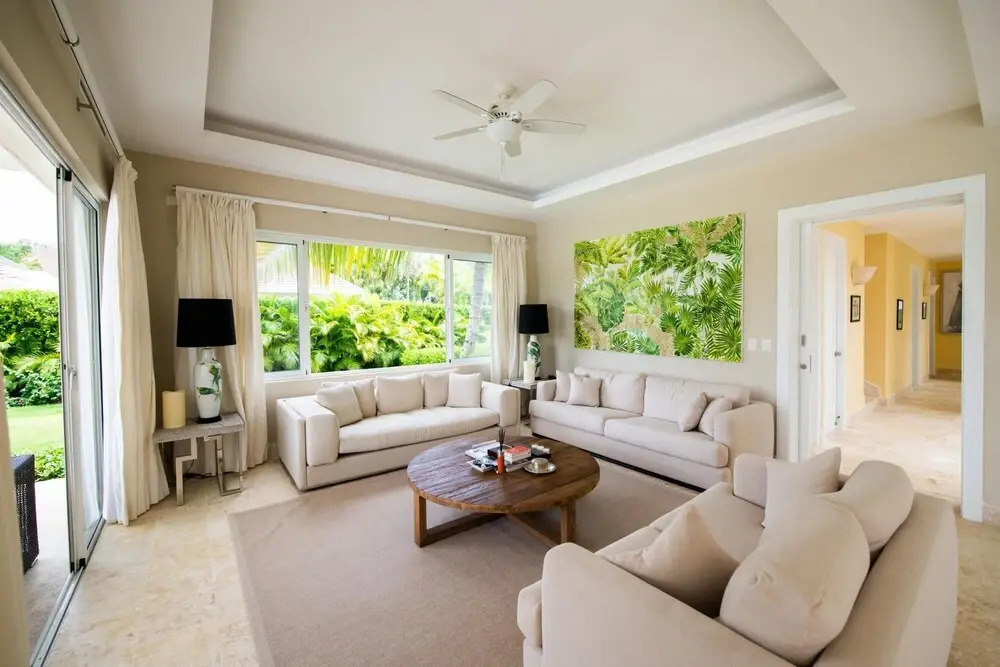 Cozy 5-bedroom Villa With Beaituful Views of La Cana Golf Course