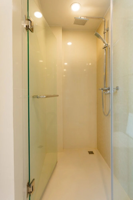 The Aristo Resort 610
