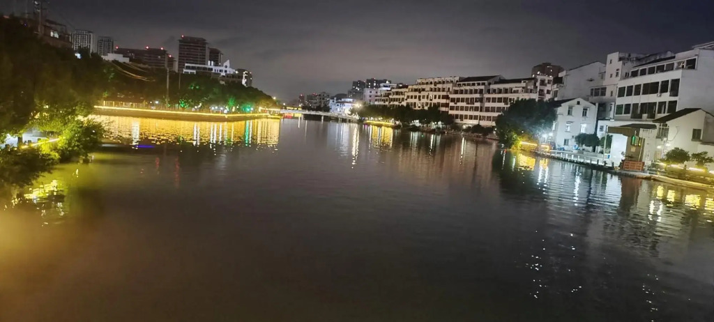 Ruian Hongrun Business Hotel