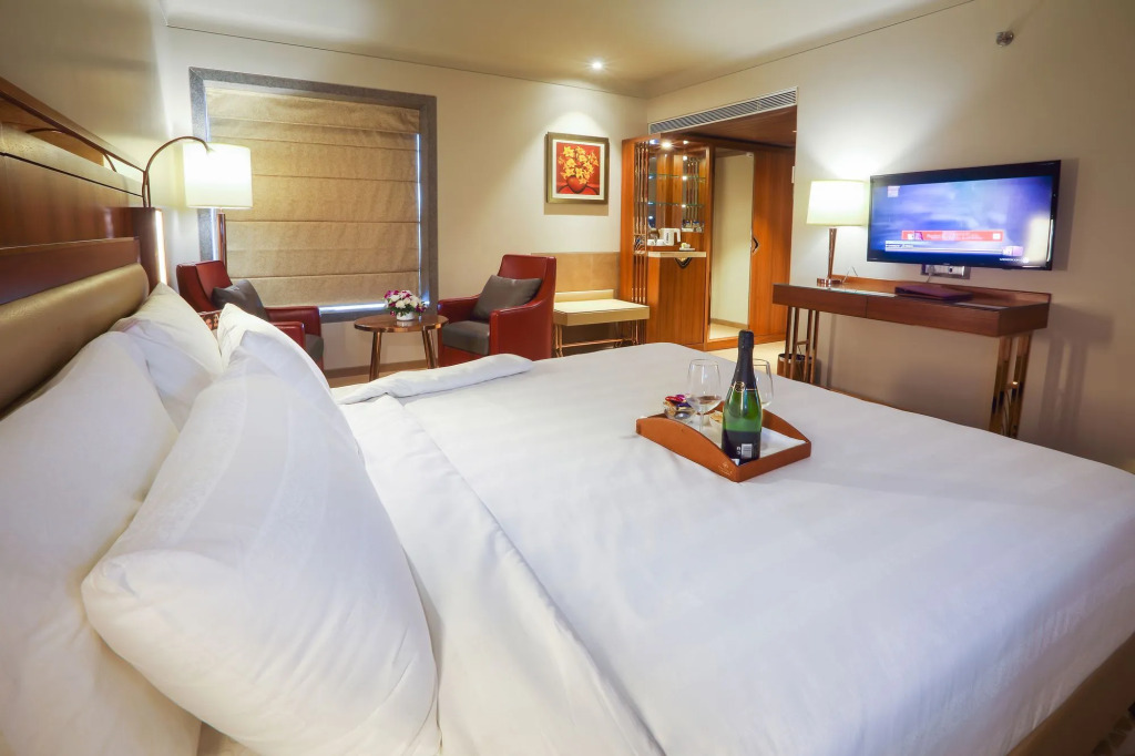 The Grandeur Boutique Hotel