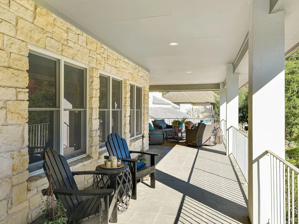The Arrive Epic Estate On Lake Austin 5 Bedroom Estate
