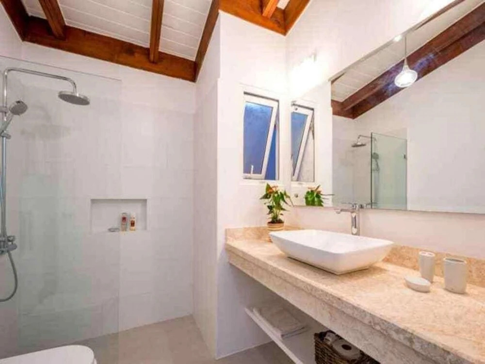 Sunny Vacation Villa 26