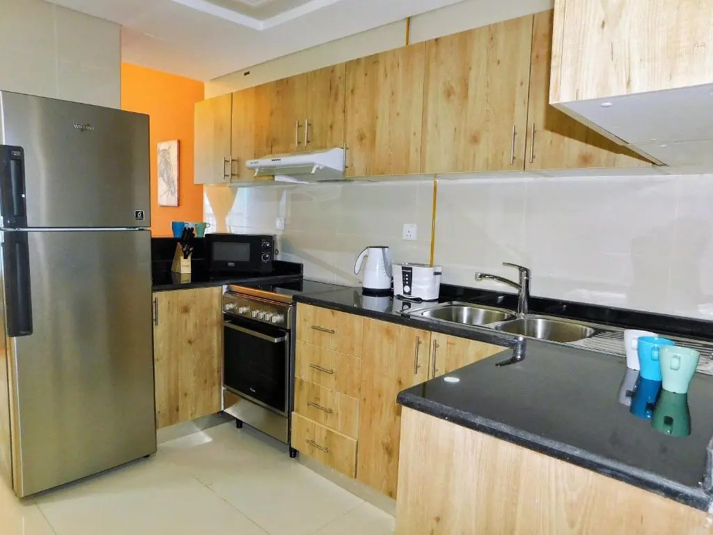 Continental Tower, Dubai Marina - Luton Vacation Homes