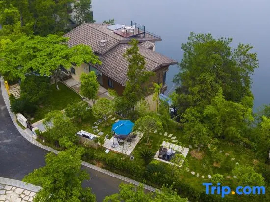 The villa of Thousand Island Lake