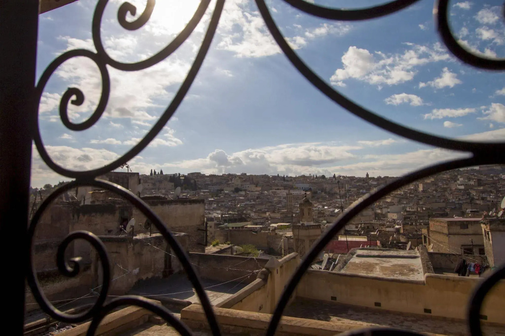 Riad Dar Fes source bleue luxury home