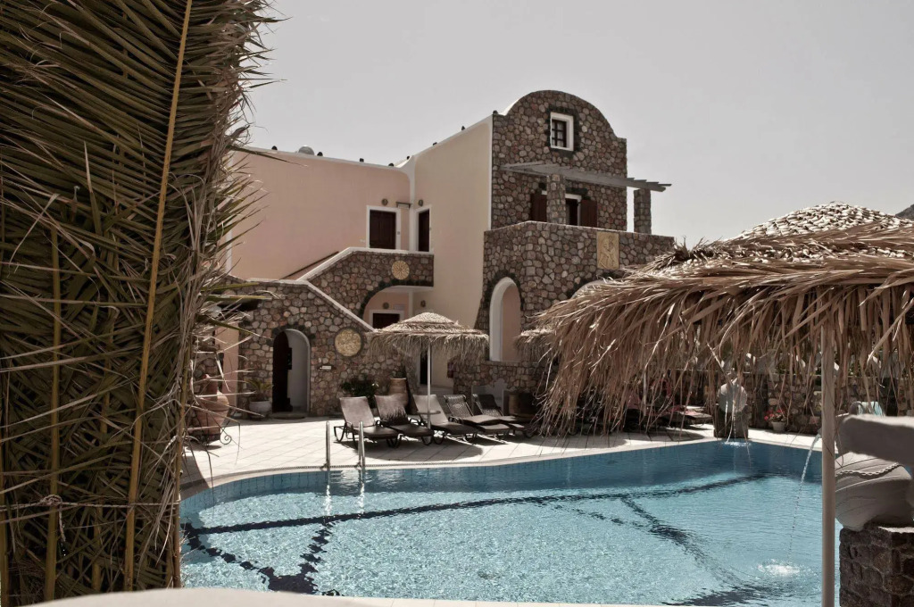 Polydefkis Hotel