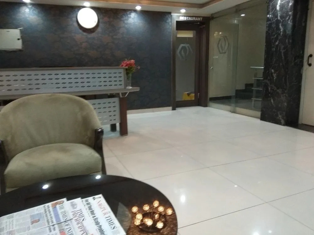 JK Rooms 121 Hotel Shaheen International