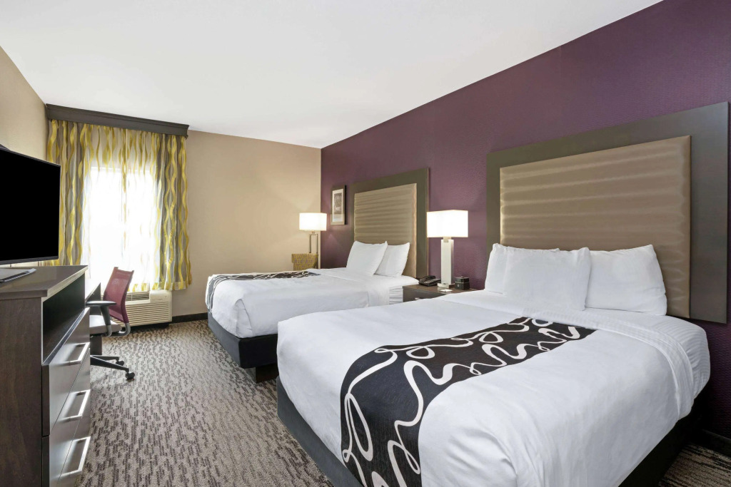 La Quinta by Wyndham College Station South