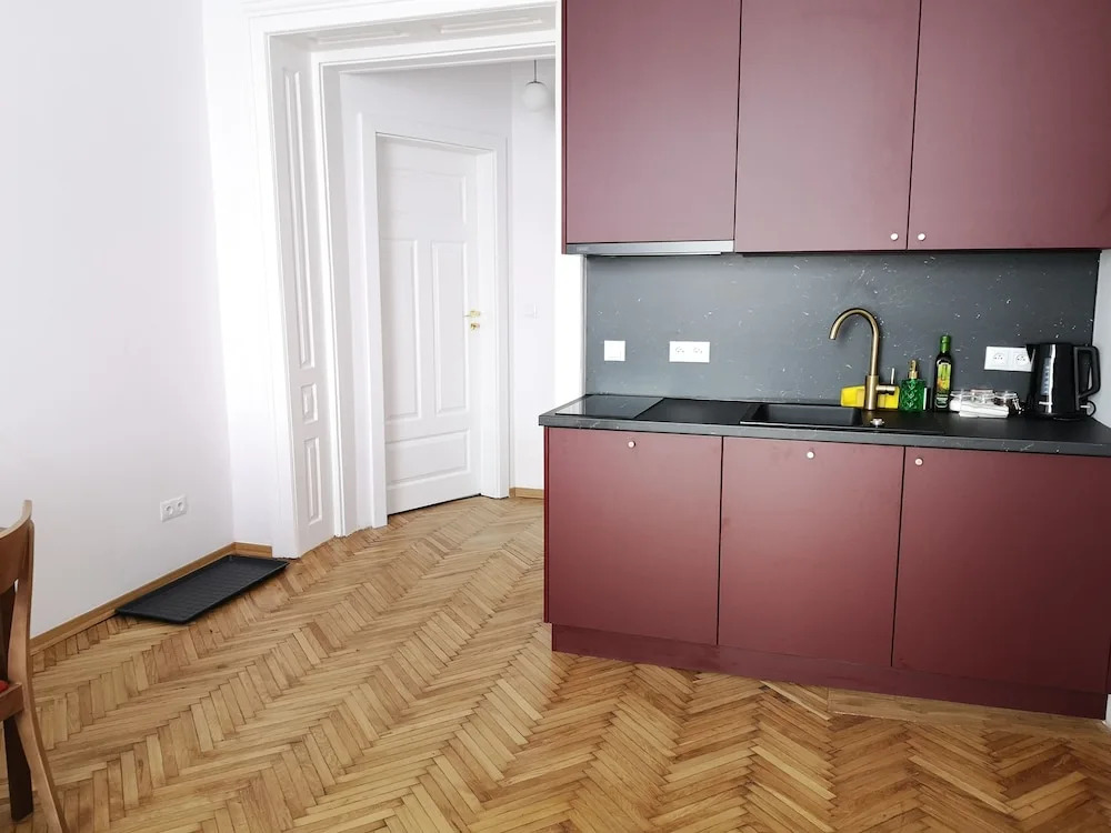 Unique Style Apartments Old Town - 25 min from the airport - by Homelike Krakow