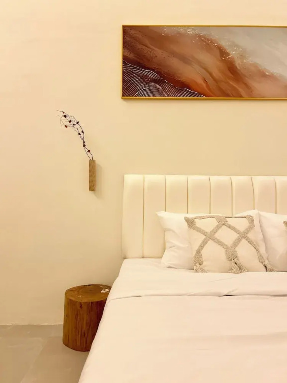 ONE18 Boutique Hotel Self Check In