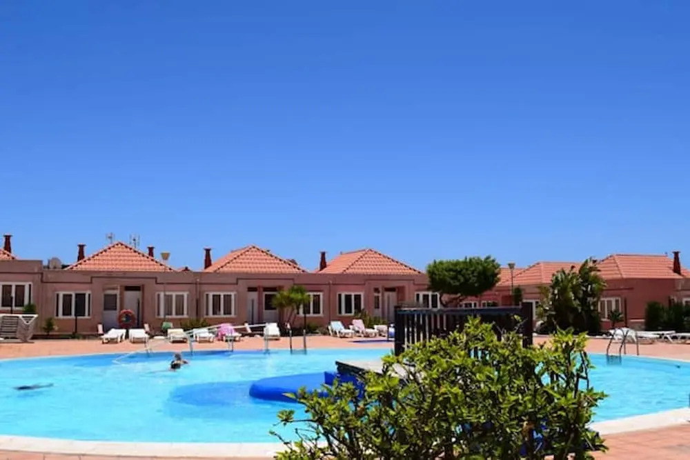 Comfortable House in Antigua with Shared Pool