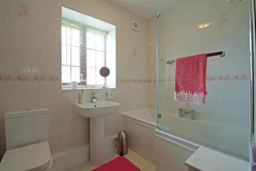 3 Bed in Llanfairpwll oc-22999