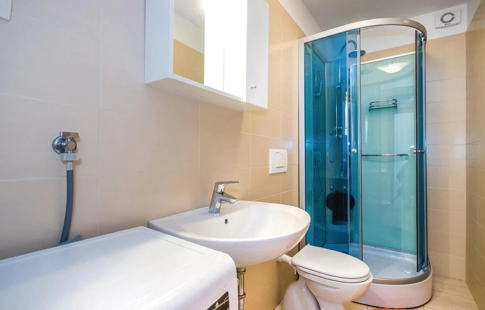 Nice Home in Icici With Wifi and 1 Bedrooms