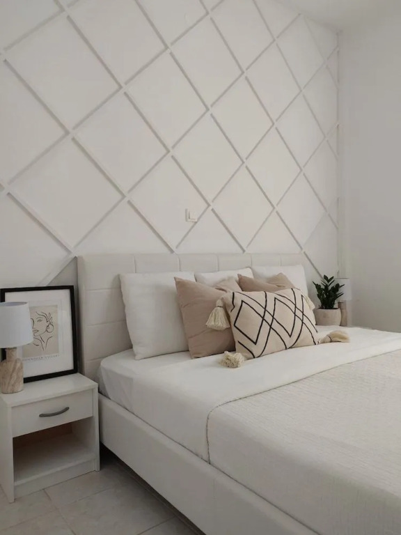 Inas apartments