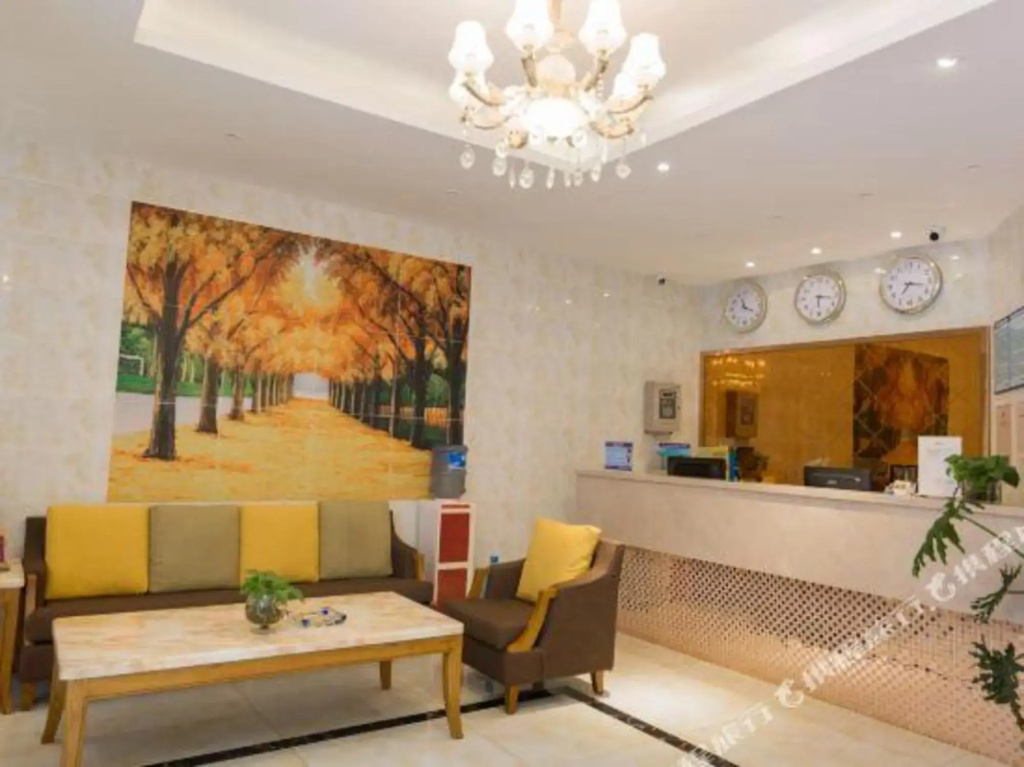 Yijun Business Motel