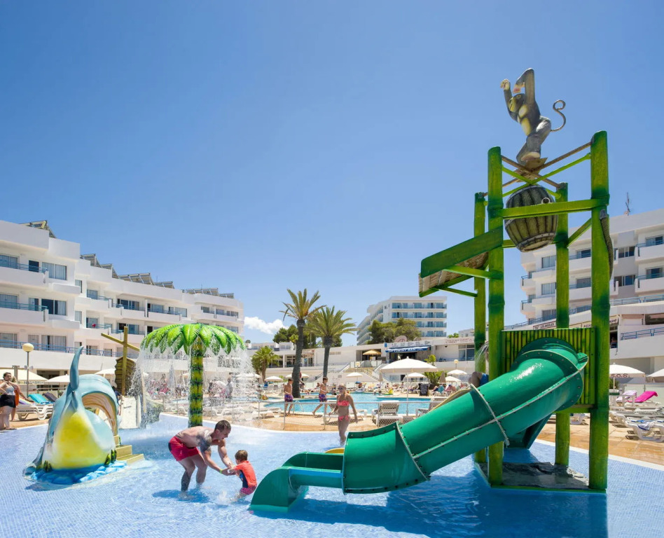 Playa Bella Beach Apartments