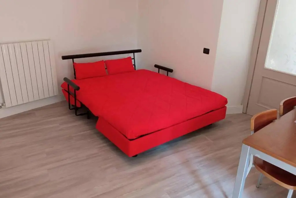 Entire flat, independent entrance, 20 mins to BGY - Bergamo Milan airport