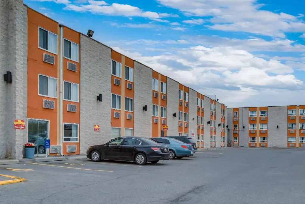 Premium Inn & Suites