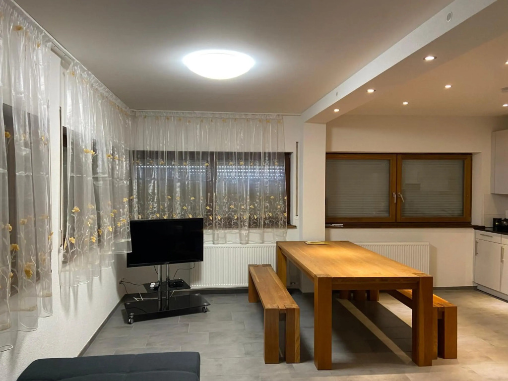 Gemütliche Ferienwohnung EVIELINE