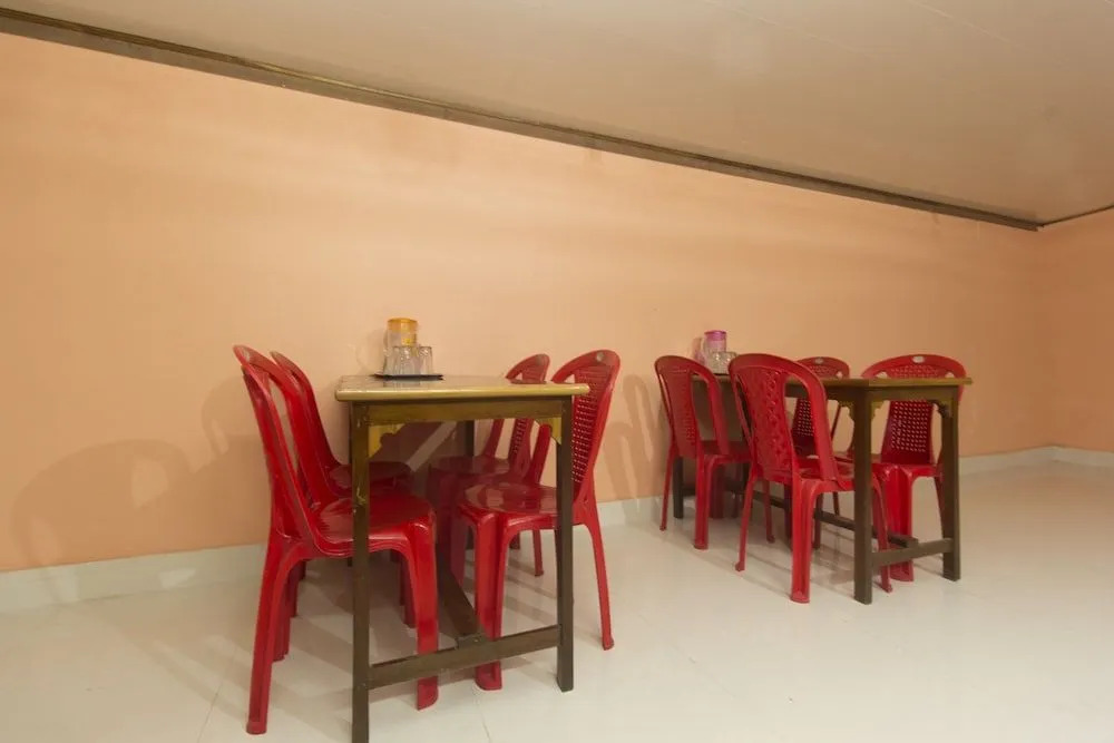 OYO 10586 Hotel Tulip Residency