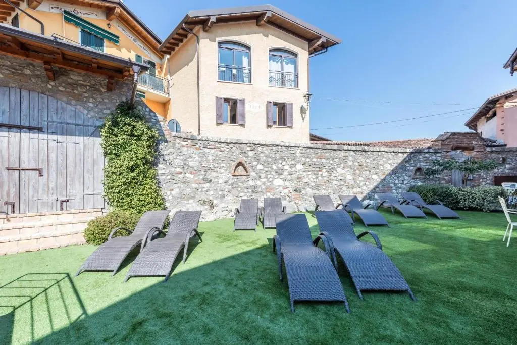 Villa Fontanelle Gardapartments 1