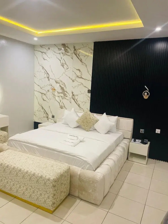 Sweet Home Hotel and Apartments