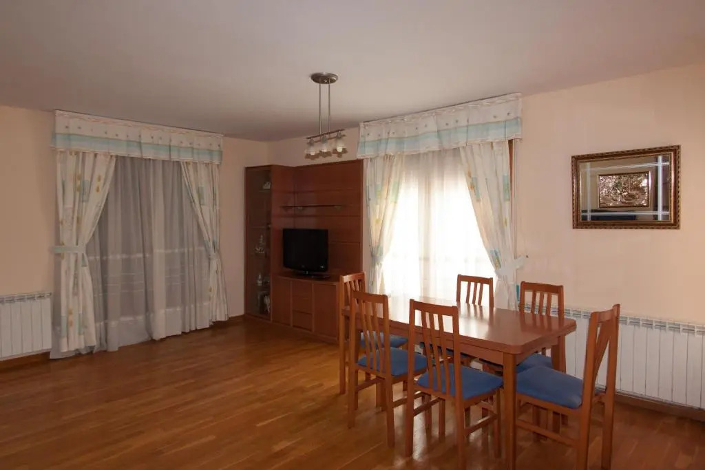 Apartamentos Río Guadalaviar