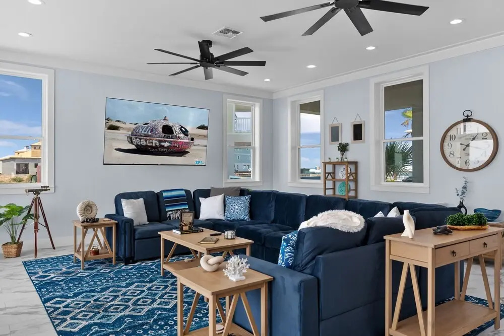 Ahh Da Sea - Waterfront, Backyard Ramp To Jetty & Laguna 3 Bedroom Home