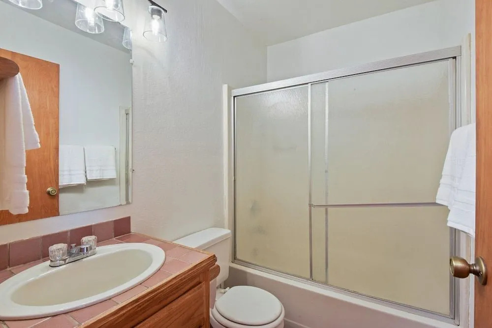 Palisades Point Prime Location!