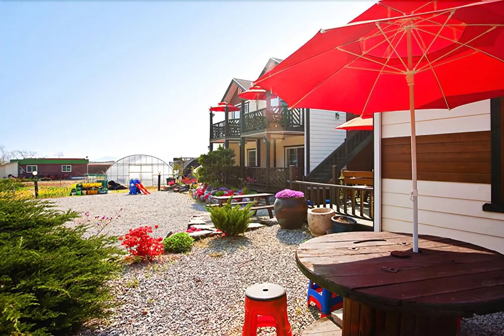 Taean Sky Pension