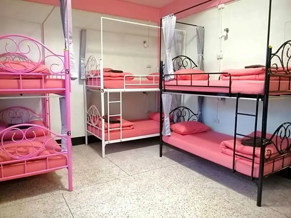 BT Star Hostel