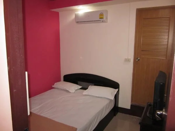 Inn 33