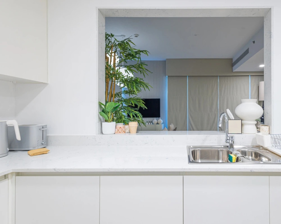SuperHost - Urban Elegance 2BR in Asayel 2 Near Burj Al Arab
